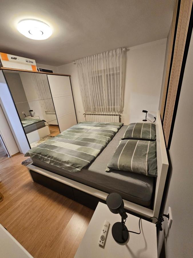 Apartment Cresnar *